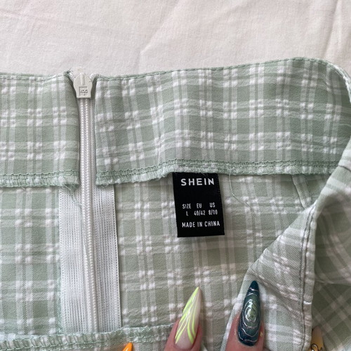 Shein mini skirt like new, light green and white with front slits