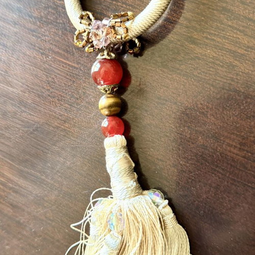 Set of 12 napkin rings with tassels, boho vintage style