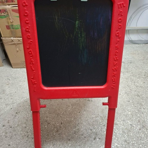 Children's board like new 105x75x52 cm