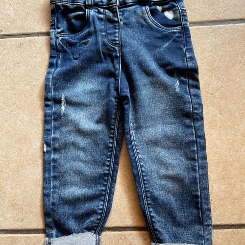 Bundle of pants used for 18-24 months, 2 pieces