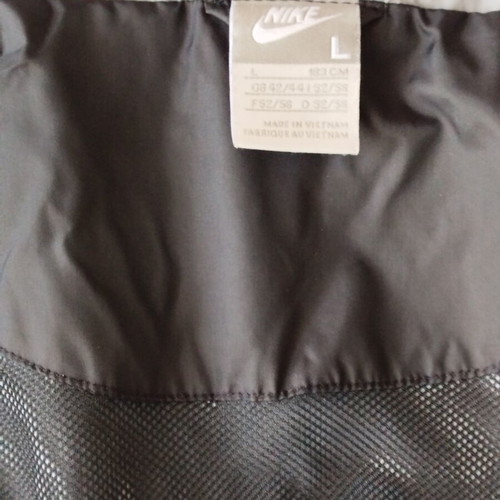 Nike men's jacket size L like new, black with grey details