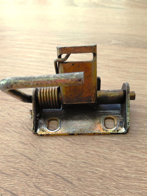 GLX Seat Latch used, functional, very good condition