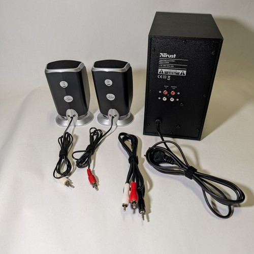 Trust SP-3200 2.1 computer speakers used