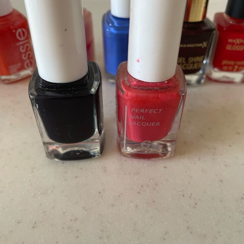 Nail polish used, pack of 8 with Essie, Max Factor, GT