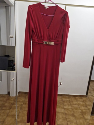 Red dress like new, sizes medium and large
