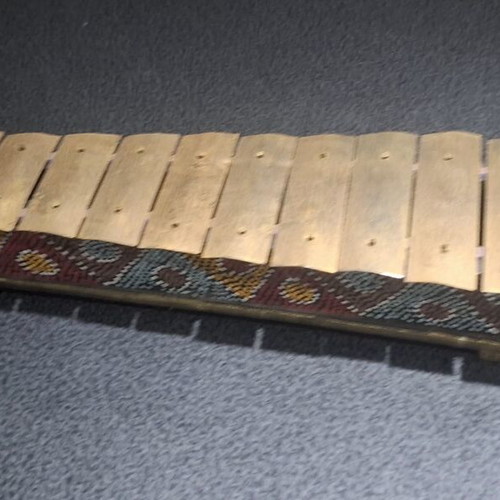 Handmade Ethnic Gamelan Saron Metallophone from Bali, Indonesia, 39cm