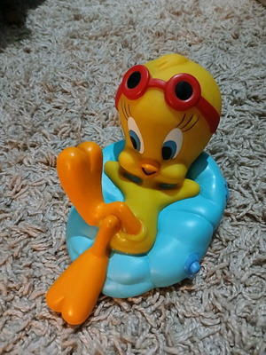 Tweety piggy bank new