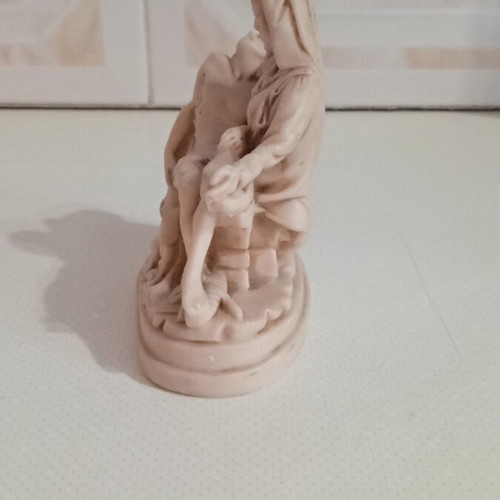 Pieta decorative table sculpture like new