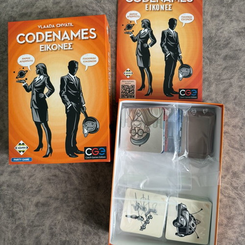 Codenames board game