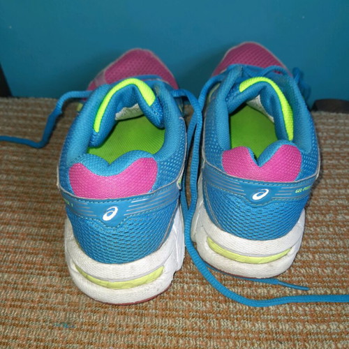 Asics sports shoes size 36 like new, blue and pink