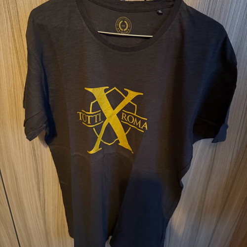 Totti X Aeterno collectible t-shirt like new from AS ROMA