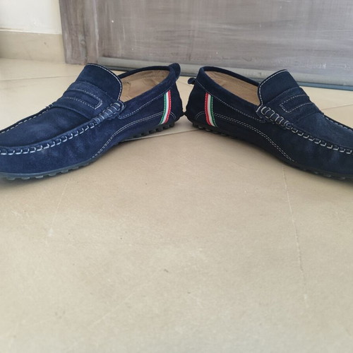 Robinson men's blue moccasins size 43 like new