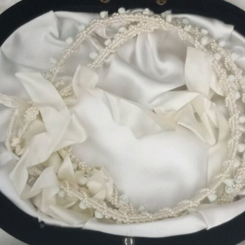Silver Stefanochiki 925 like new with pearls in wooden box
