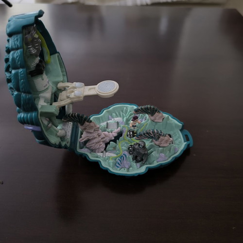 Mighty Max Liquidates the Ice Alien vintage playset 1992, Bluebird / Mattel