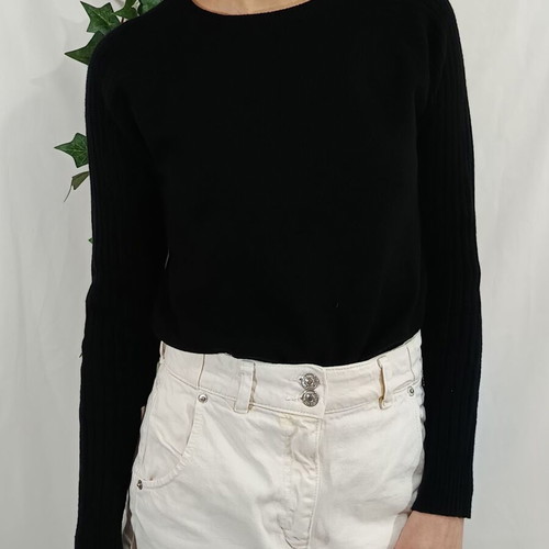Vince Otto black knitted sweater like new, size L/XL