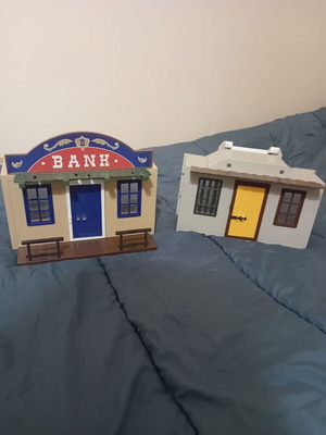 Playmobil bank and sheriff suitcase used