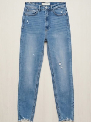 Stradivarius Skinny Super High Waist Jeans with Rips, size S/36