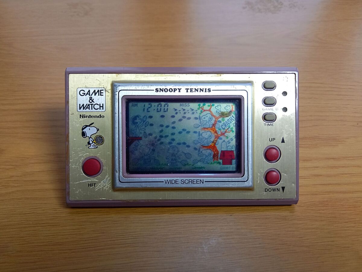 Snoopy Tennis Game & Watch used from… - € 168,00 - Vendora.cy