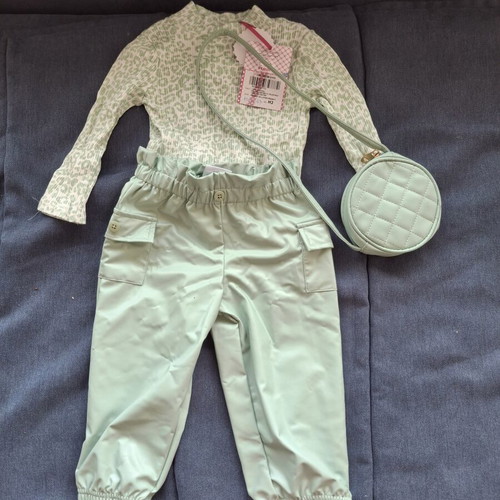 Toddler clothing set 2 years new with bag