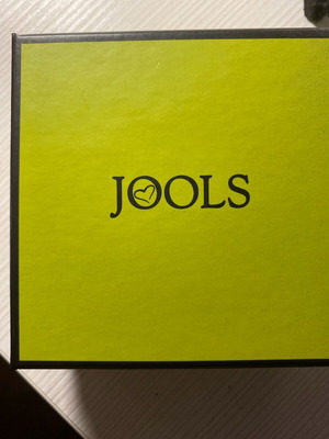 Jools necklace like new