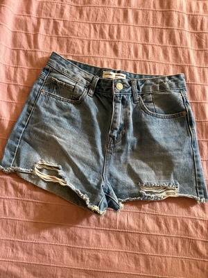 Bershka high waisted jean shorts like new, blue, size S