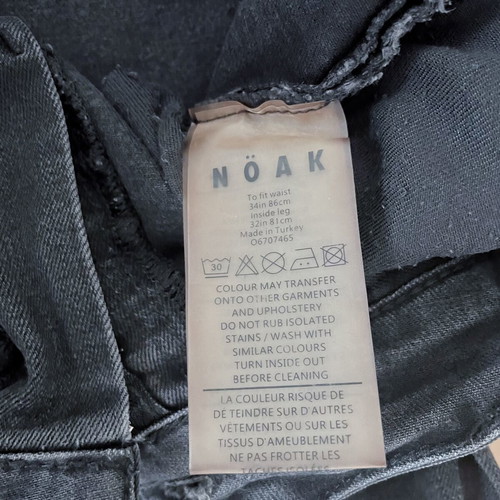 Noak Jean pant with rips used, size W34 L32, black