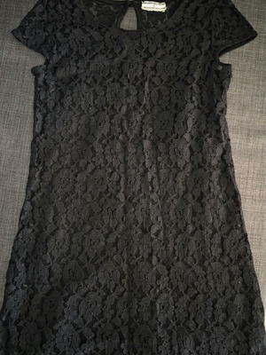 Black lace dress like new, size S