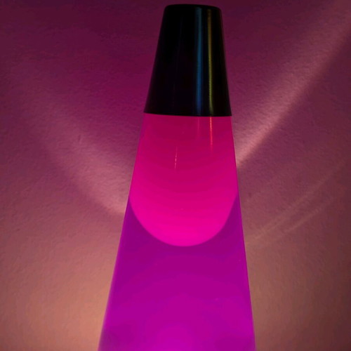 Lava lamp like new, fuchsia-purple pink color without mechanism