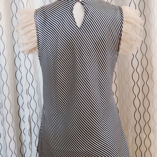 Top with ruffle sleeves like new, blue and beige, size S/M