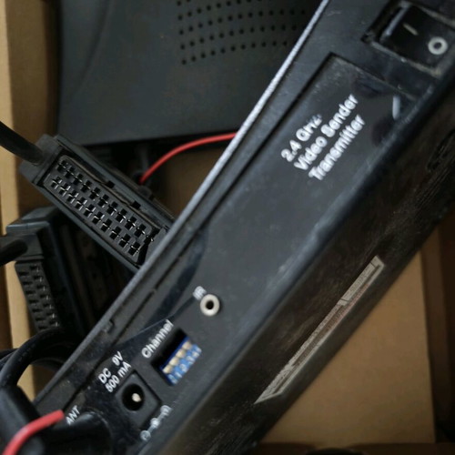 Digisender wireless 2,4 GHz Audio Video transmitter και reciever μεταχειρισμένο