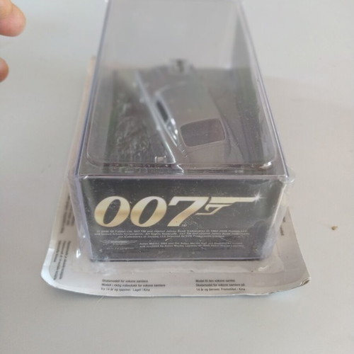 Aston Martin DB 5 Goldfinger model car new