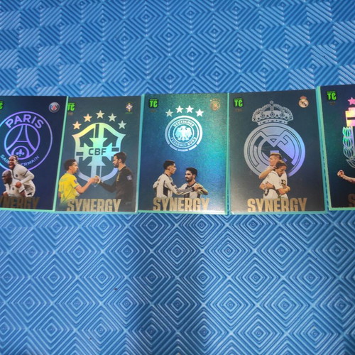 Football synergy cards like new