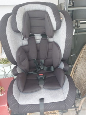 Παιδικό κάθισμα αυτοκινήτου Isofix σαν καινούργιο, από 76 έως 150 εκ