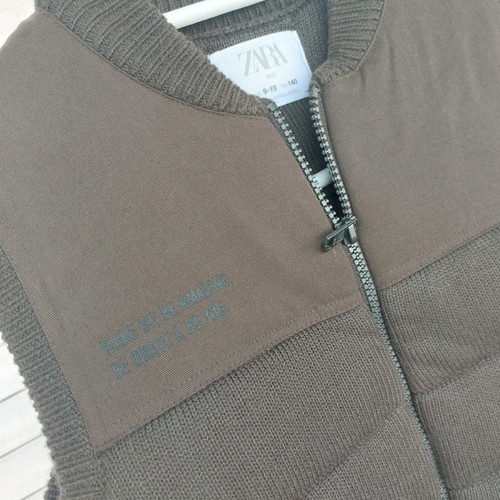 Zara olive knit vest for boys 9-10 years new, warm with pockets