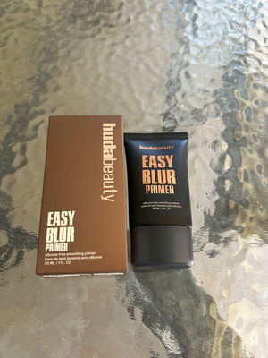 Huda Beauty Easy Blur Primer, Bronze Fudge