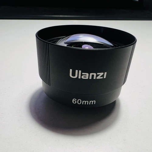Ulanzi 60mm Telephoto Lens for Smartphone like new