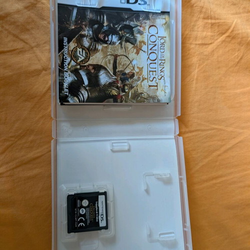 The Lord of the Rings Conquest Nintendo DS game like new with box and book