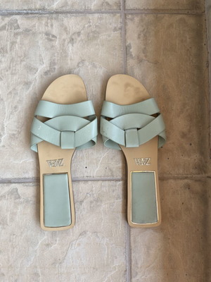 Zara women's sandals size 40 like new, green turquoise
