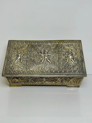 Vintage metal jewelry box used, Victorian Renaissance style