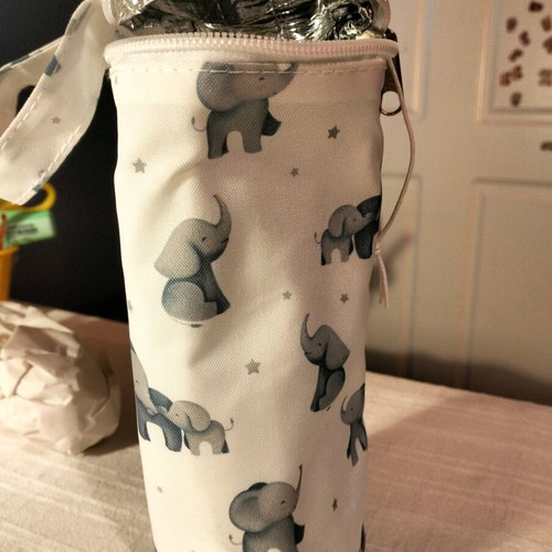 Insulated kids water or juice bottle holder new with elephant design