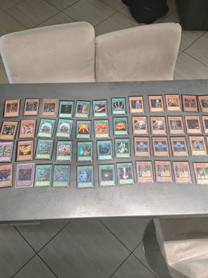 Yu-Gi-Oh! vintage ολογραφικές κάρτες, παρτίδα με κάρτες 1st Edition