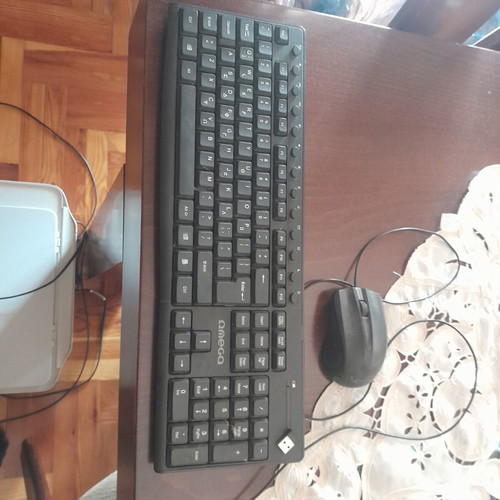 Keyboard and mouse set used, functional
