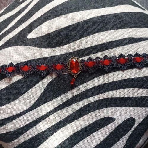 Goth choker lace with gold details, like new