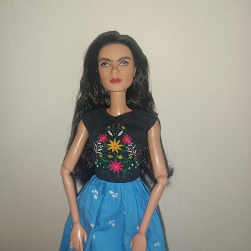 Barbie Frida Kahlo Inspiring Women doll used, original dress