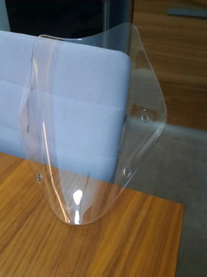 TRK 702 - 702X windscreen like new, genuine