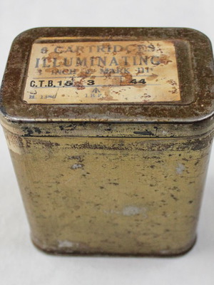 WW2 British Tin Box for Flare Cartridges Mark III used