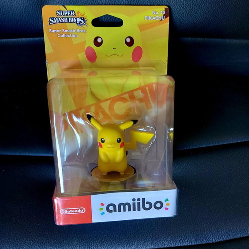 Amiibo Pikachu figure by Nintendo new