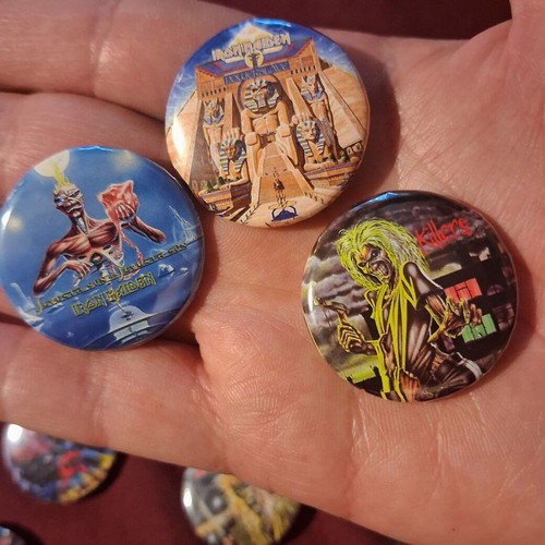 Iron Maiden pin set 17 pieces 3cm new