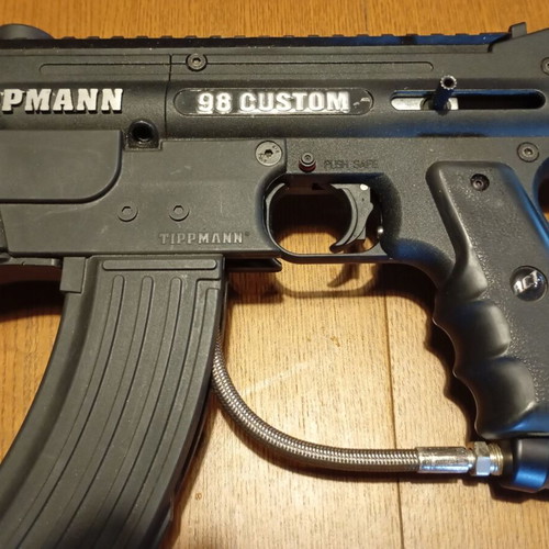 Tippmann 98 Paintball Equipment with AK47 Look like new