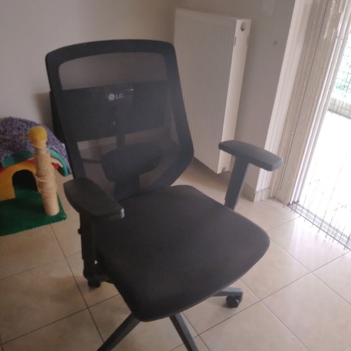 Office chair used